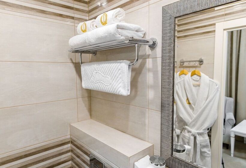 בית מלון כפרי Invite Spa