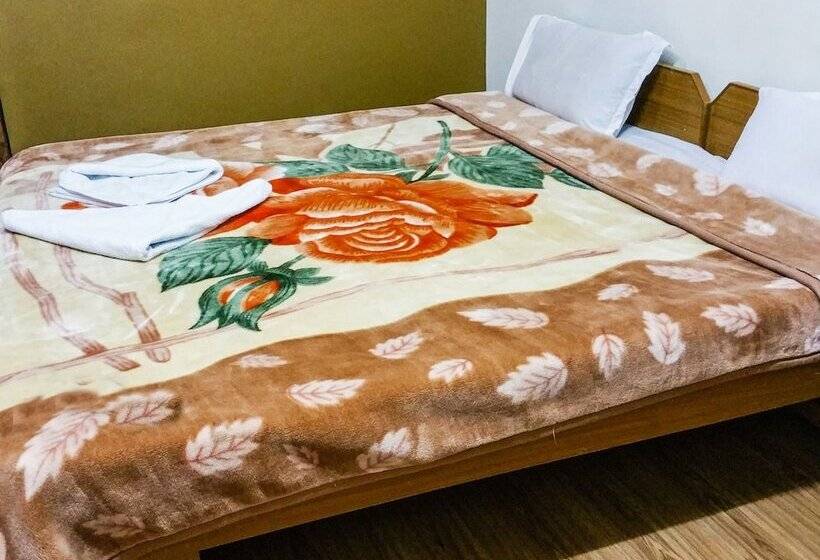 Отель Jazeera Hangout