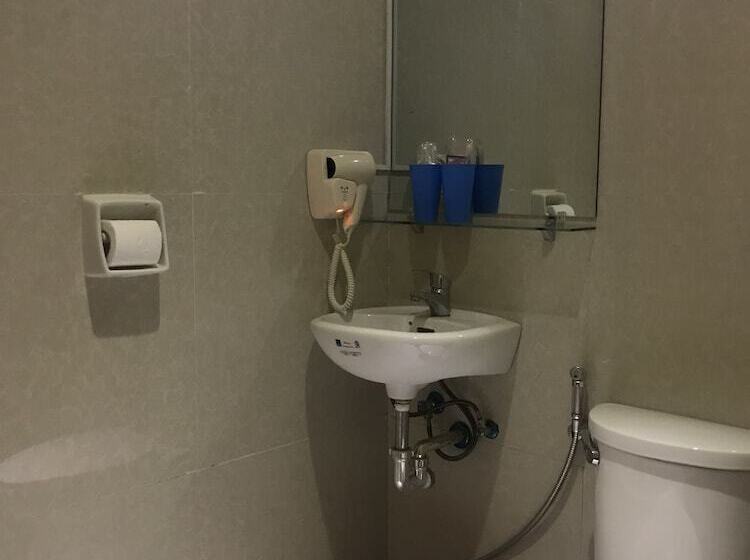 هتل Krishatel Leisure Inn