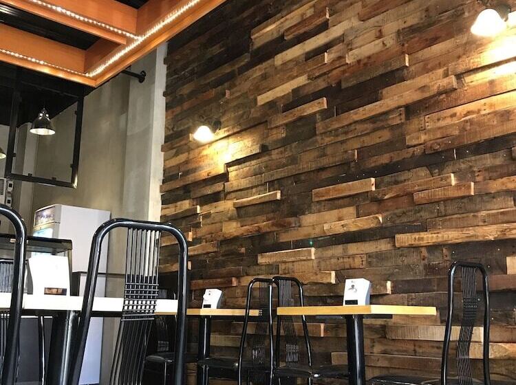 هتل Krishatel Leisure Inn