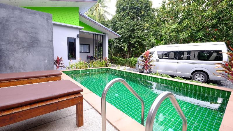 בית מלון כפרי Panisara Pool Villa Samui