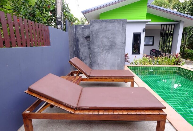 בית מלון כפרי Panisara Pool Villa Samui