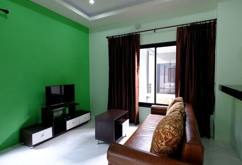 בית מלון כפרי Panisara Pool Villa Samui