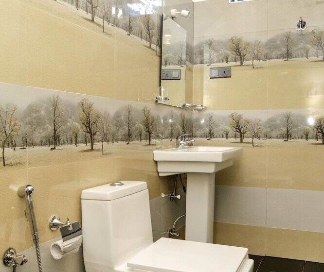 בית מלון כפרי Ranmal Airport Transit