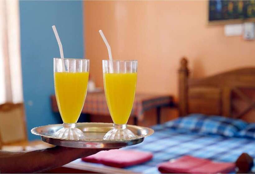 בית מלון כפרי Ranmal Airport Transit