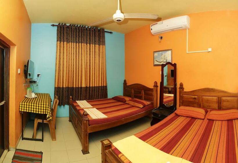 בית מלון כפרי Ranmal Airport Transit