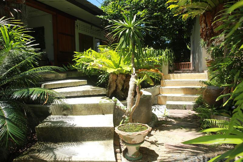 בית מלון כפרי Choengmon Residence