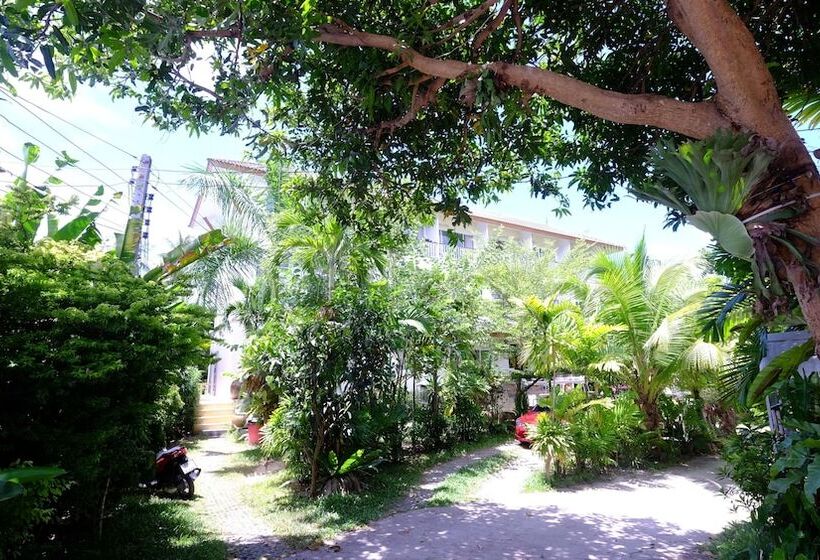 בית מלון כפרי Choengmon Residence