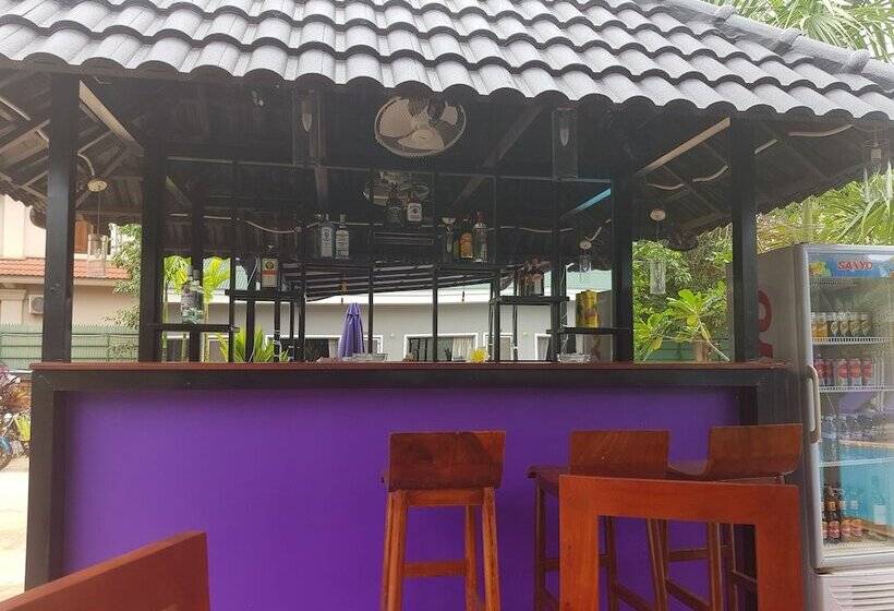 호텔 White Lotus Resort