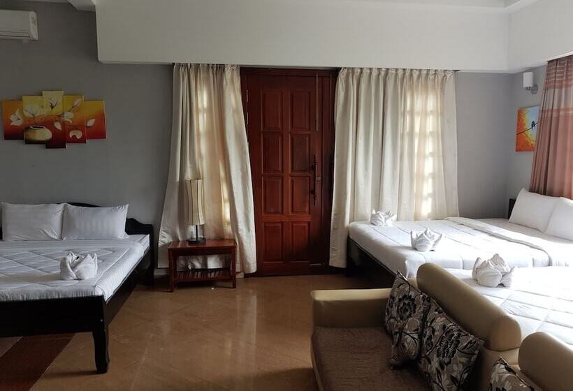 호텔 White Lotus Resort