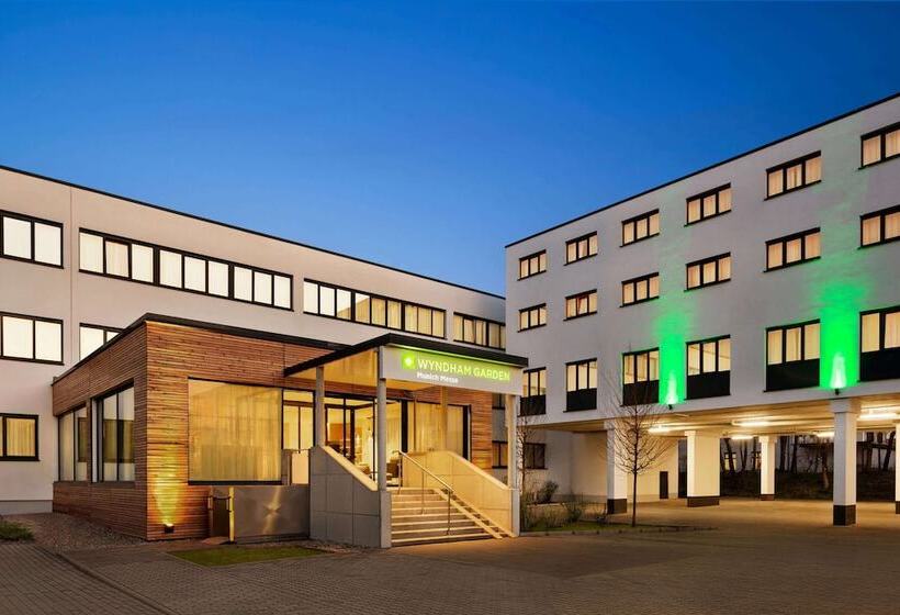 호텔 Wyndham Garden Munich Messe