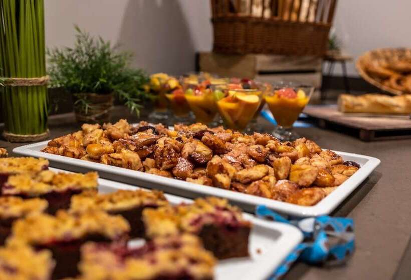 호텔 Wyndham Garden Munich Messe