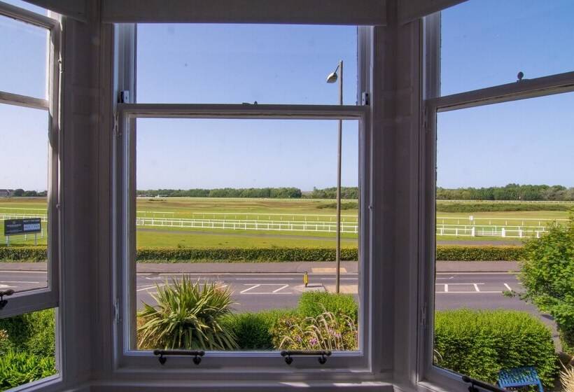 Пансион Arden House   Rooms With Continental Breakfast