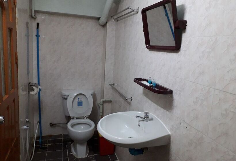 پانسیون Chan Myae Guest House