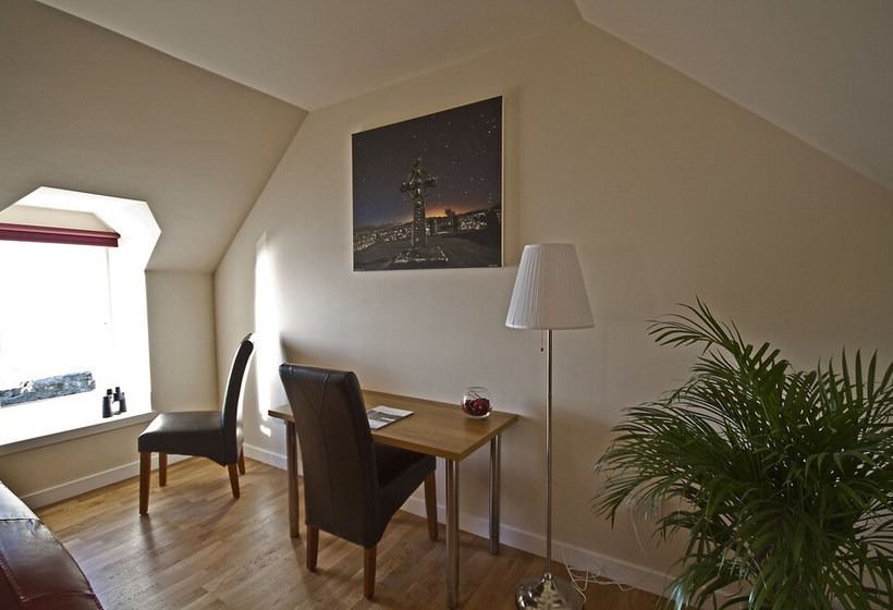 بنسيون Freewinds