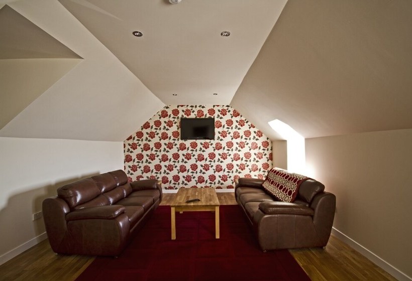 بنسيون Freewinds