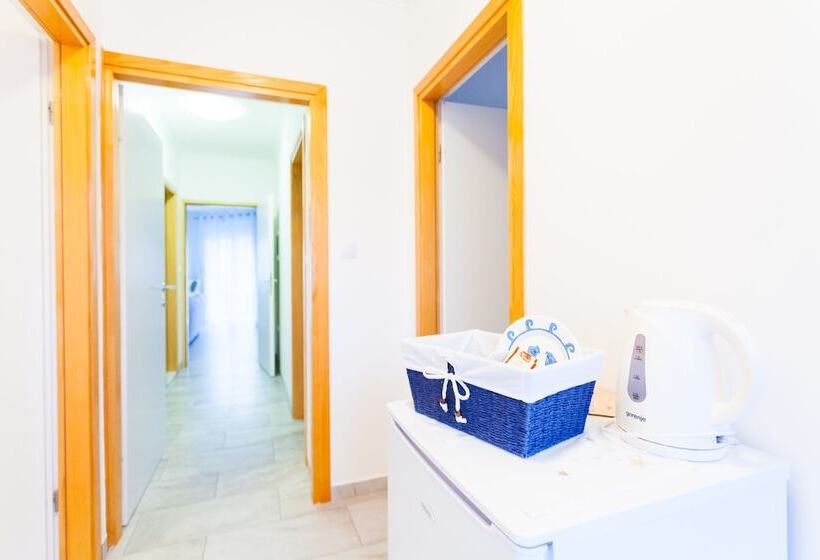 膳宿费 Guest House Mara