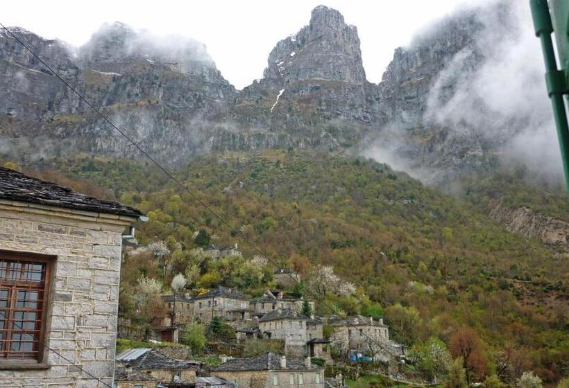 بنسيون Guesthouse Iro