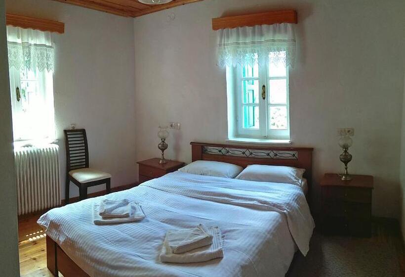 بنسيون Guesthouse Iro