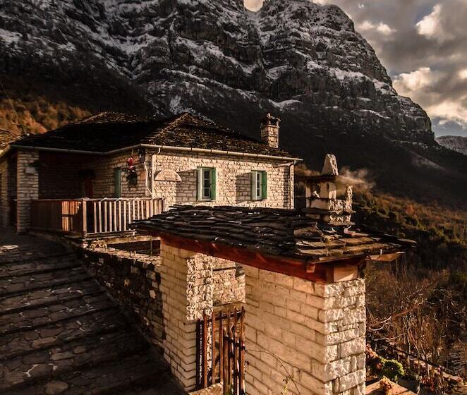 بنسيون Guesthouse Iro