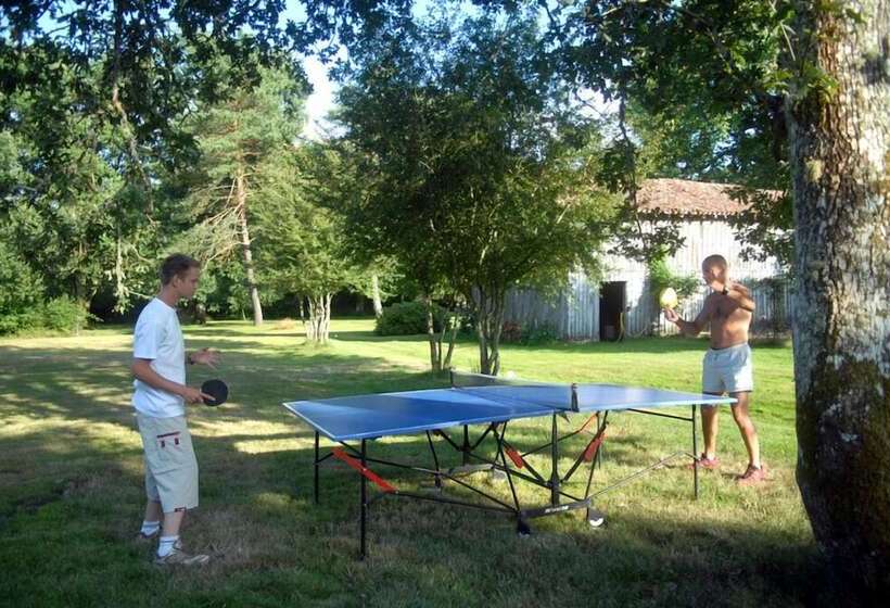 פנסיון Les Arbousiers