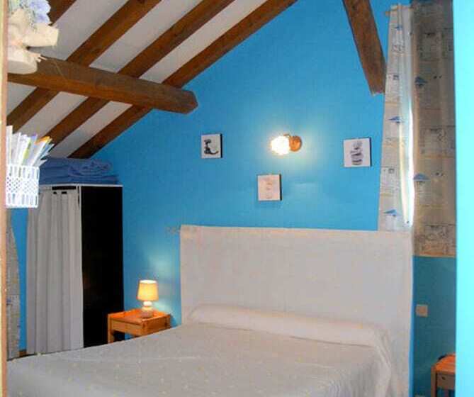 פנסיון Les Arbousiers