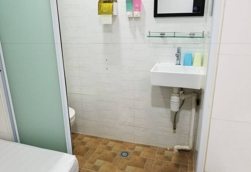 پانسیون Min Hing House