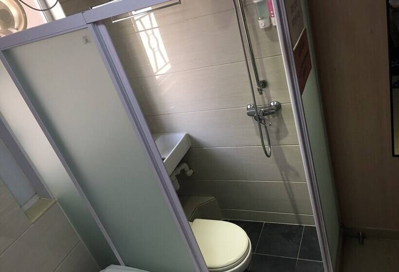 پانسیون Min Hing House