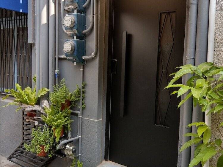 پانسیون Oyaji Guesthouse