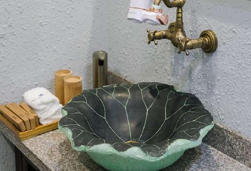 膳宿费 Su She Court