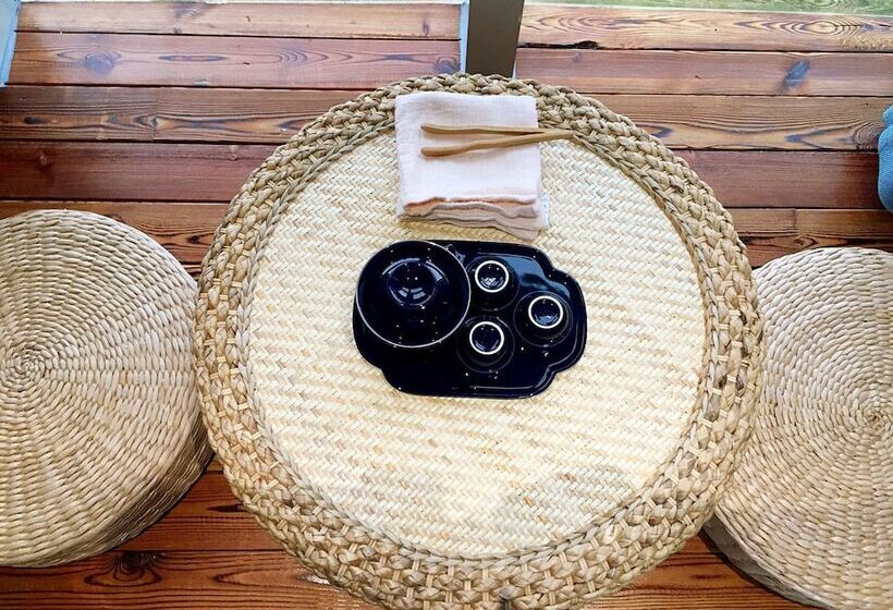 פנסיון The Yard Guesthouse