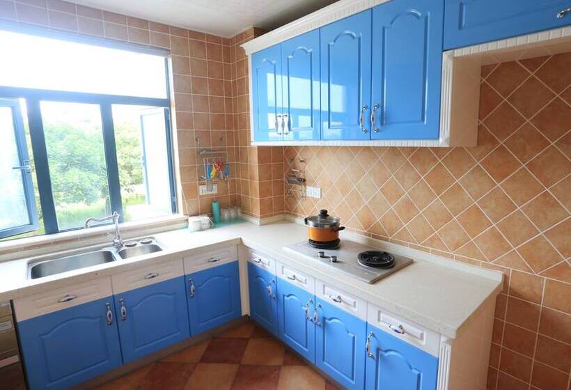 פנסיון The Yard Guesthouse