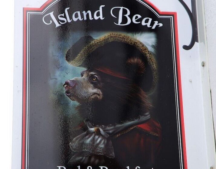 The Island Bear B&b