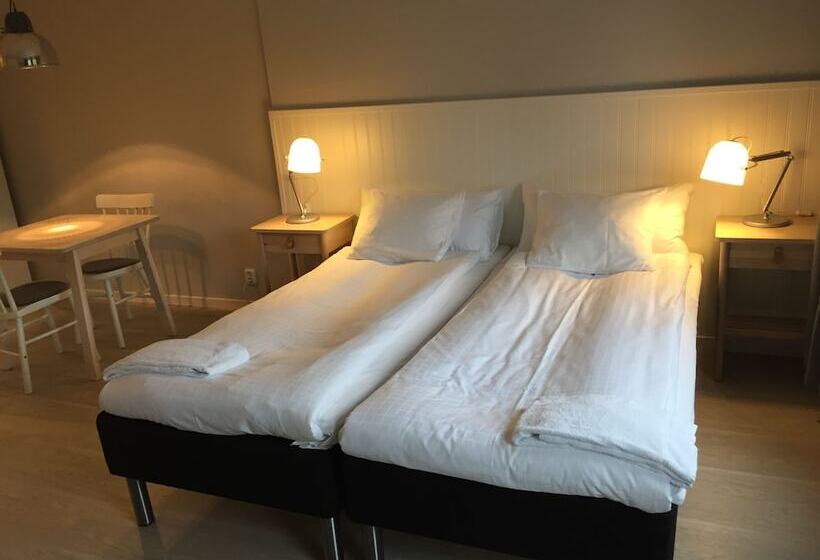 Vallabiten Apartments Via Hotel Esplanad