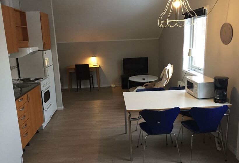 Vallabiten Apartments Via Hotel Esplanad