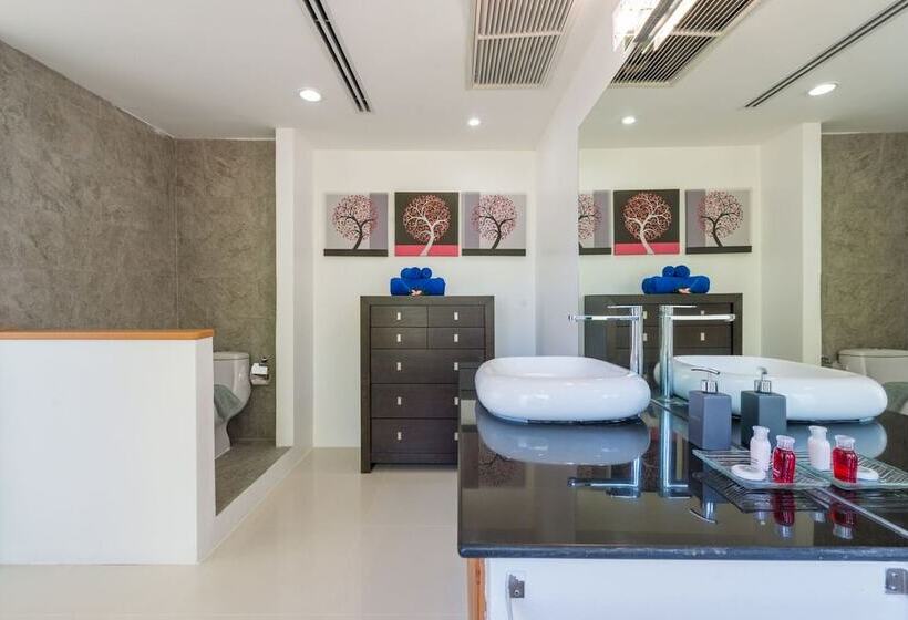 White Stone   Luxurious Sunset View 4 Bed Pool Villa