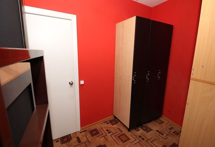 هاستل Homebox Capsule