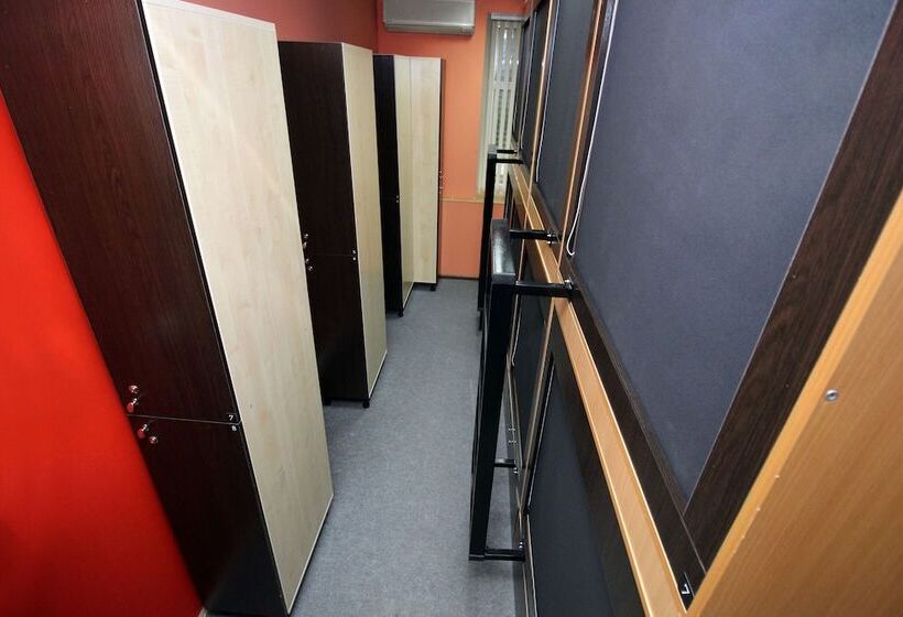 هاستل Homebox Capsule