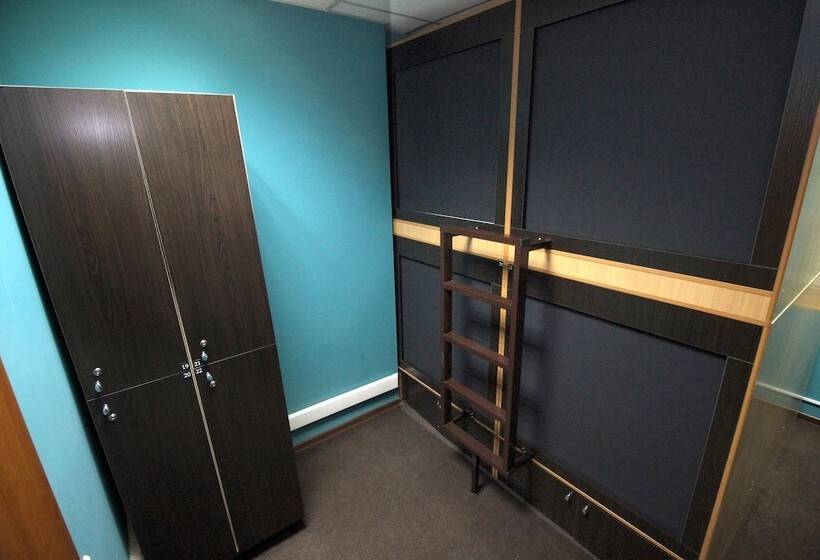 هاستل Homebox Capsule