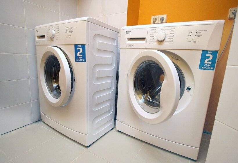 هاستل Homebox Capsule