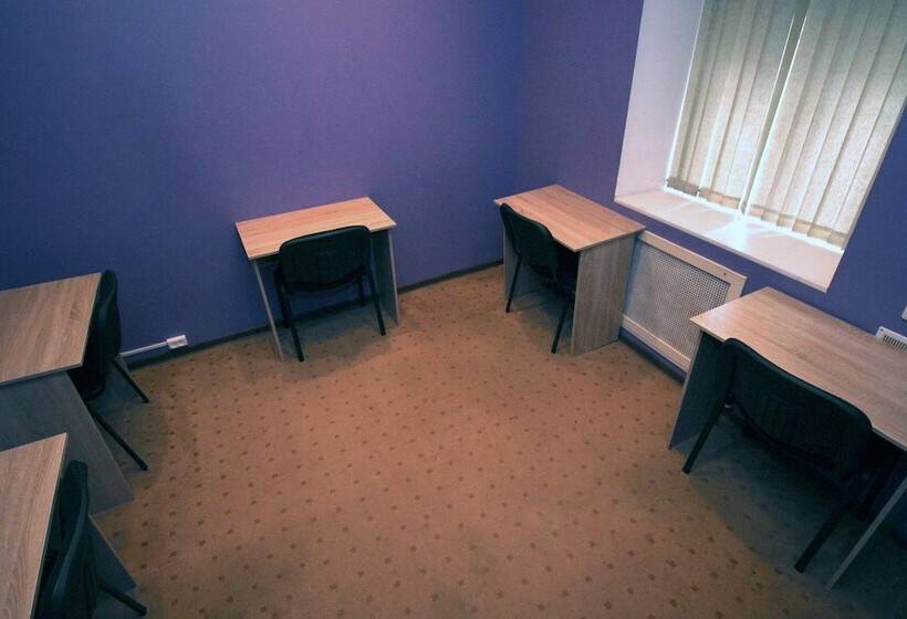 هاستل Homebox Capsule