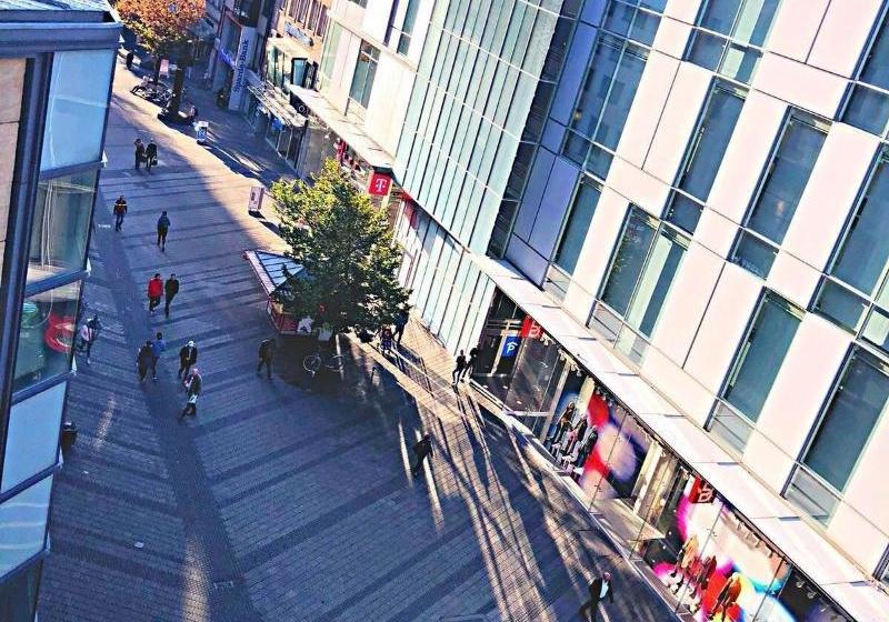 Общежитие Huxx City