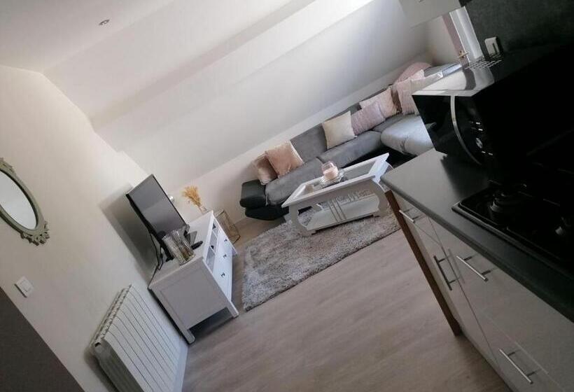 ベッドアンドブレックファースト Au Fil De L'eau