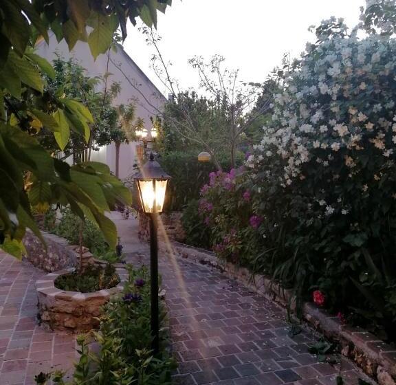 ベッドアンドブレックファースト Au Fil De L'eau