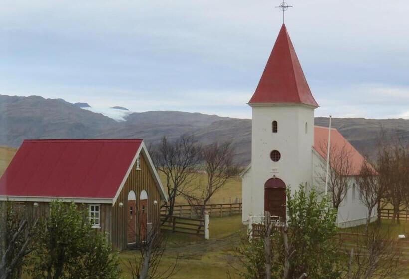تختخواب و صبحانه Guesthouse Kalfafellsstadur