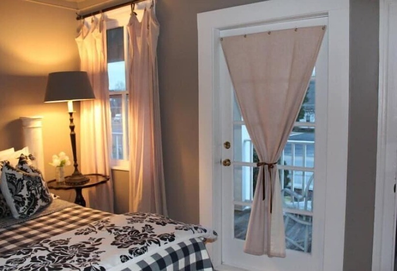 ベッドアンドブレックファースト Hope And Glory Inn And Vineyard