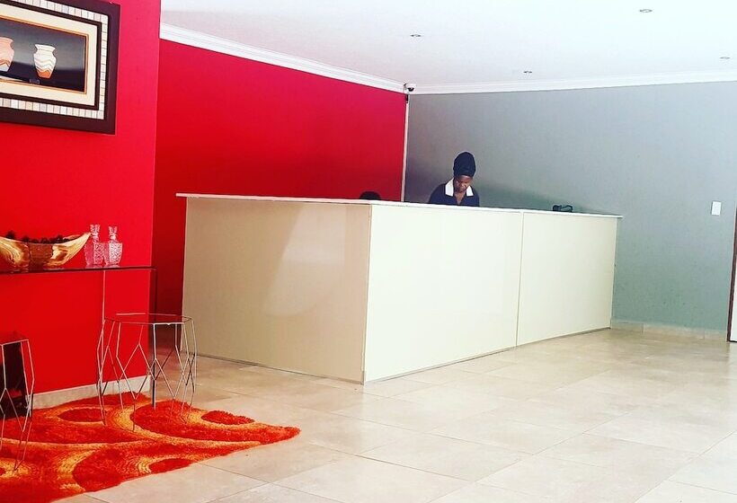 مبيت وإفطار Mount Azimbo Lodge