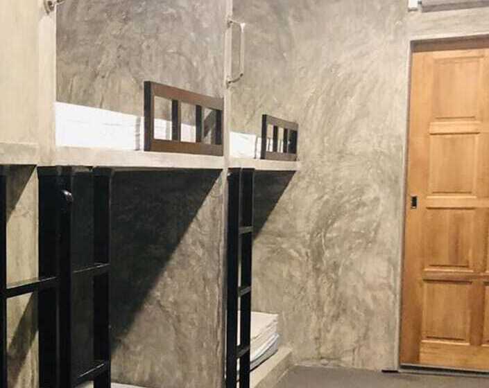 Cookoobird Home Hostel