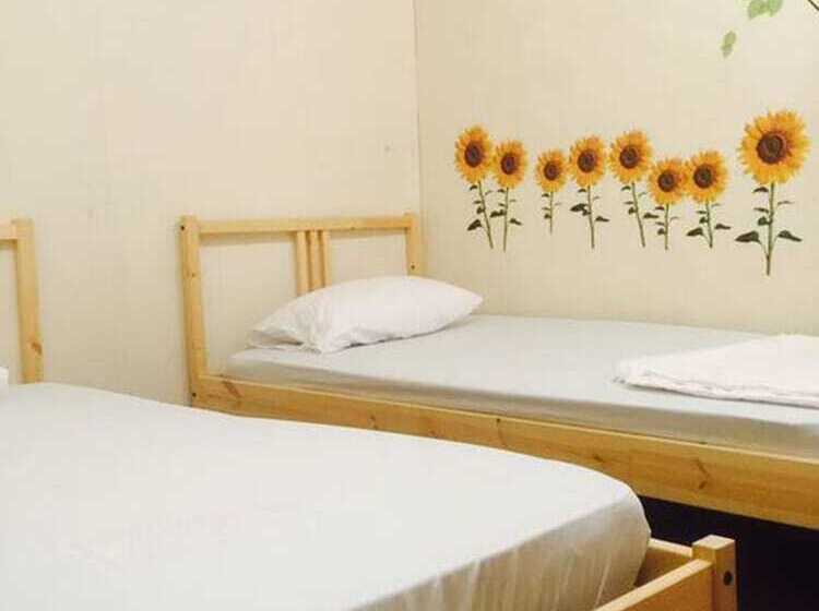 Cookoobird Home Hostel