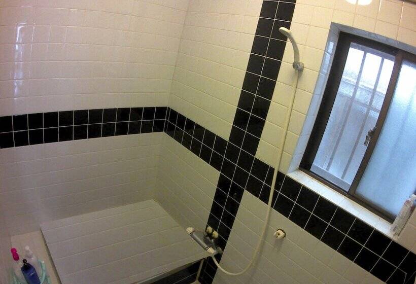 Guest House In Amami Ryoufuu   Hostel